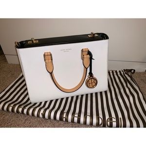 Henri Bendel bag